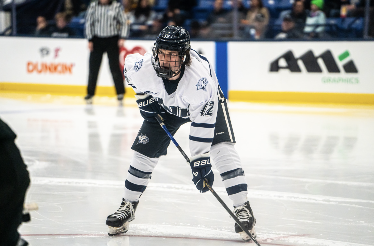 Men’s Hockey Full of Close Calls